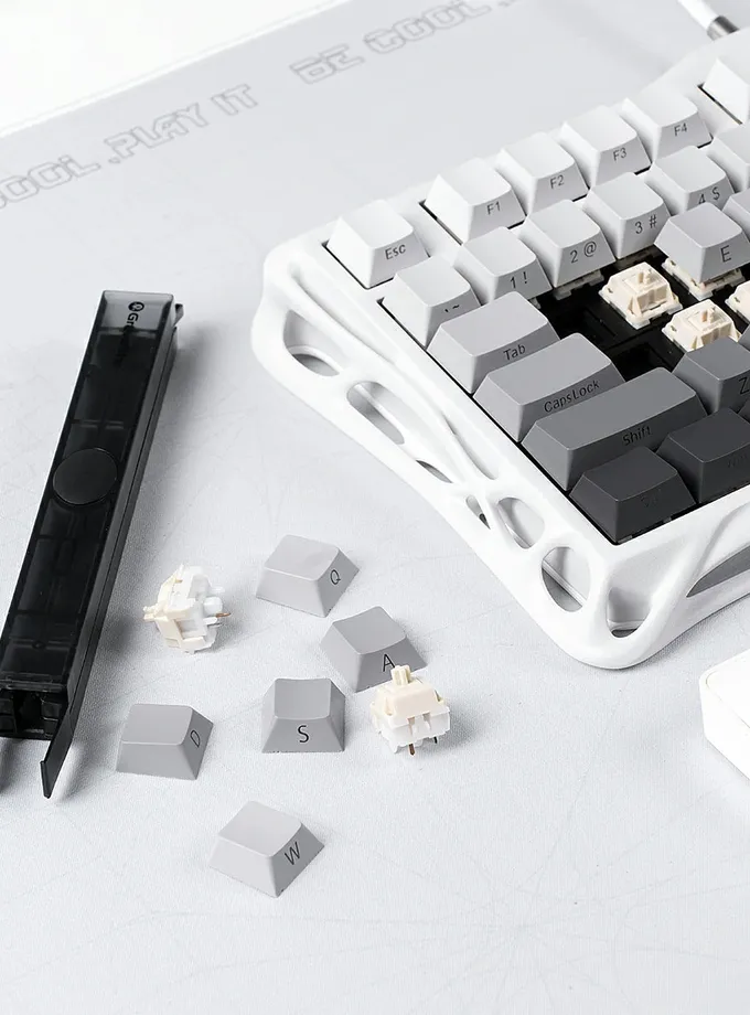 GravaStar Keycap & Switch 2-In-1 Puller Best Price